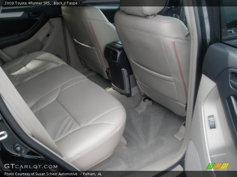 Black / Taupe 2009 Toyota 4Runner SR5