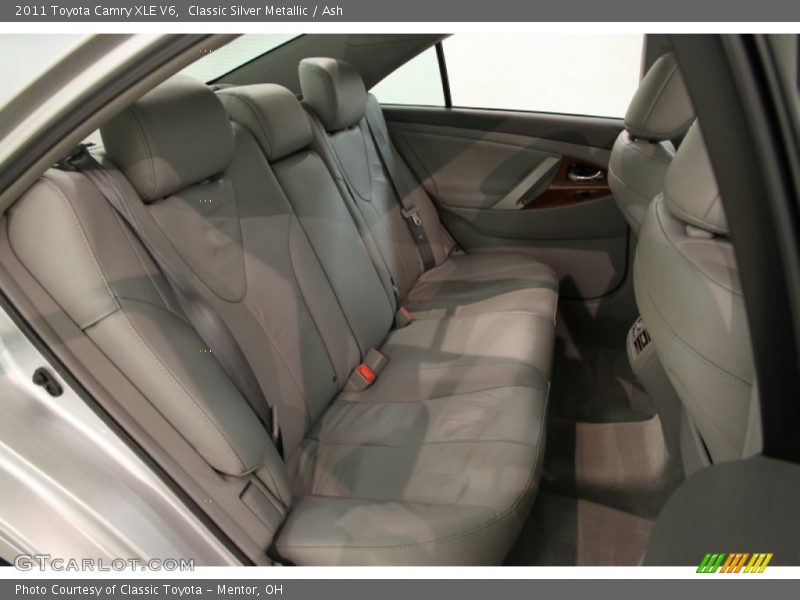 Classic Silver Metallic / Ash 2011 Toyota Camry XLE V6