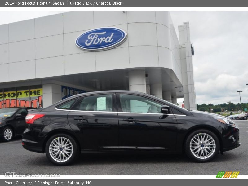  2014 Focus Titanium Sedan Tuxedo Black
