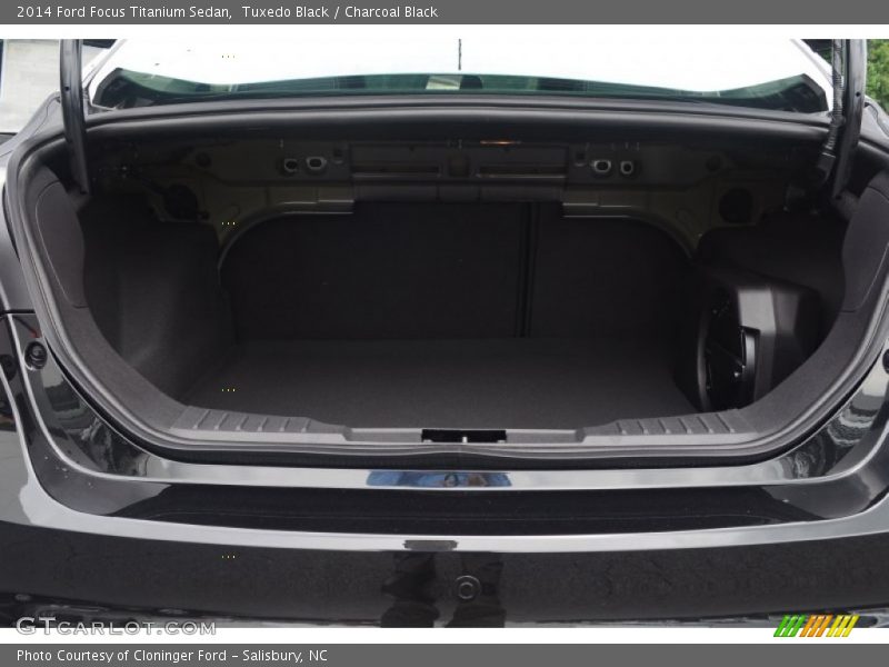 Tuxedo Black / Charcoal Black 2014 Ford Focus Titanium Sedan