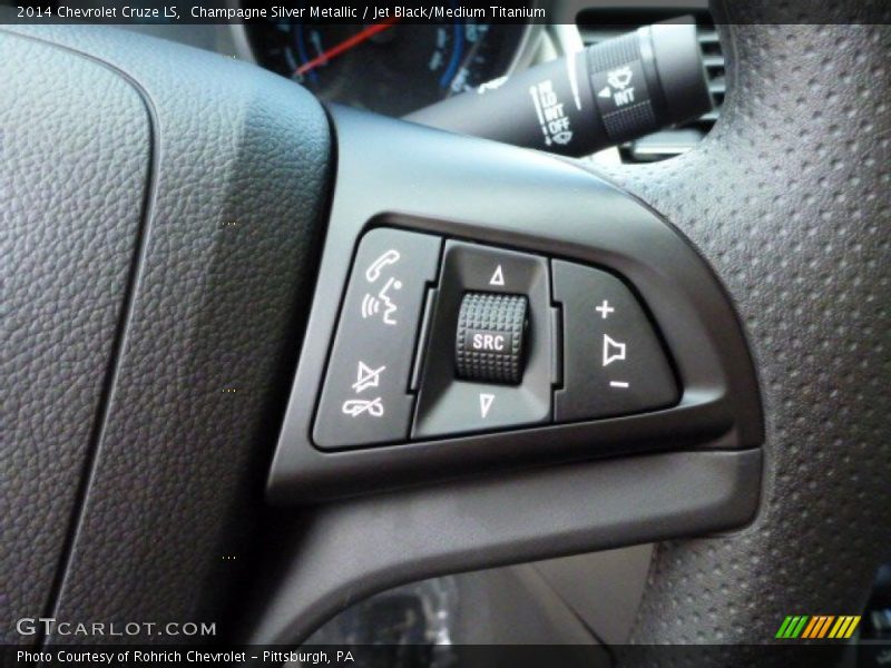 Champagne Silver Metallic / Jet Black/Medium Titanium 2014 Chevrolet Cruze LS