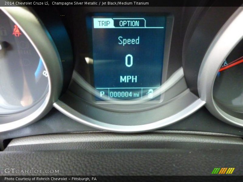 Champagne Silver Metallic / Jet Black/Medium Titanium 2014 Chevrolet Cruze LS