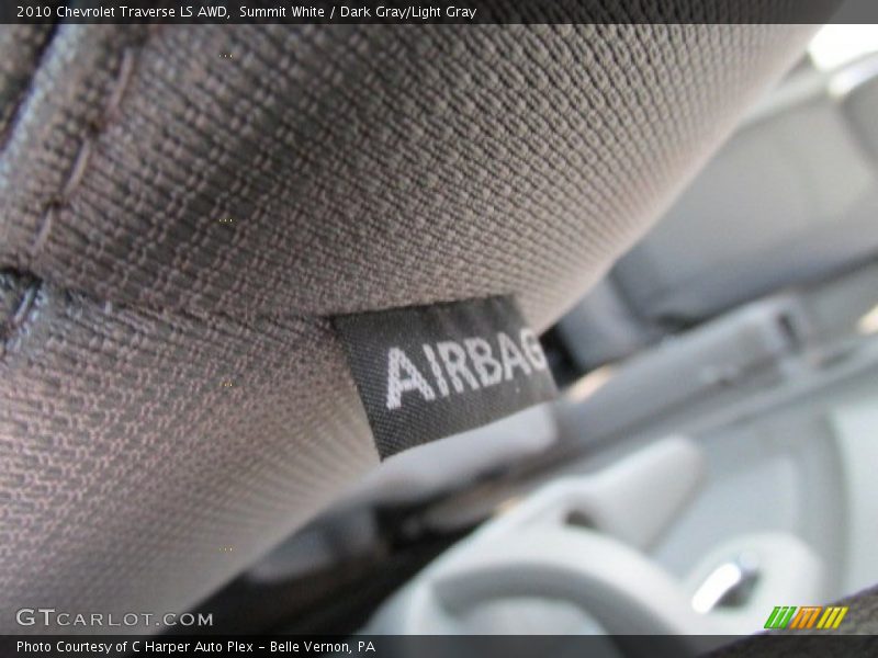 Summit White / Dark Gray/Light Gray 2010 Chevrolet Traverse LS AWD