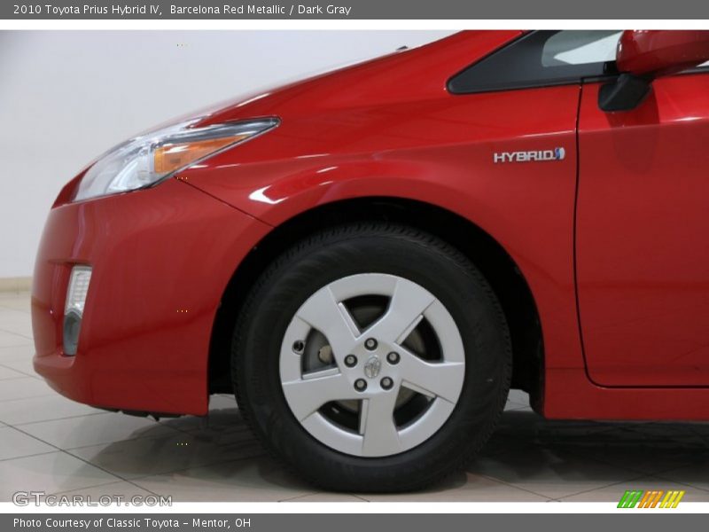 Barcelona Red Metallic / Dark Gray 2010 Toyota Prius Hybrid IV