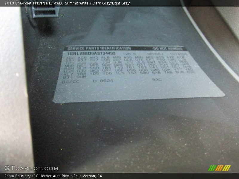Summit White / Dark Gray/Light Gray 2010 Chevrolet Traverse LS AWD