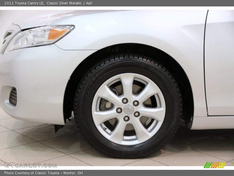 Classic Silver Metallic / Ash 2011 Toyota Camry LE