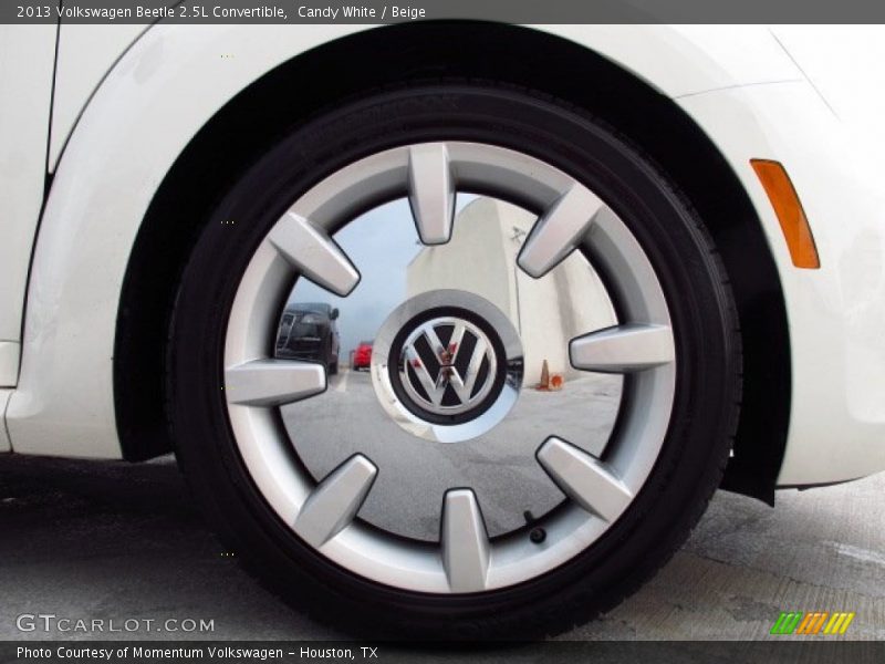 Candy White / Beige 2013 Volkswagen Beetle 2.5L Convertible