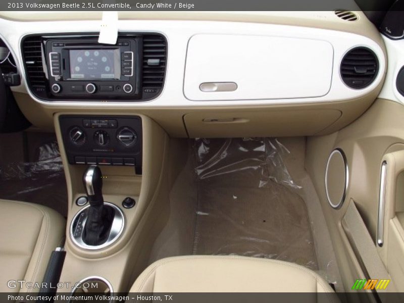 Candy White / Beige 2013 Volkswagen Beetle 2.5L Convertible
