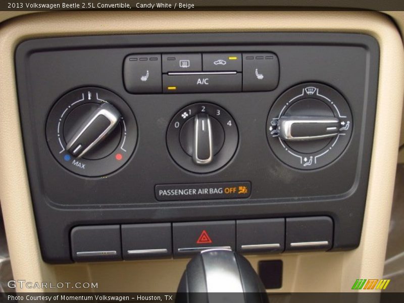 Candy White / Beige 2013 Volkswagen Beetle 2.5L Convertible