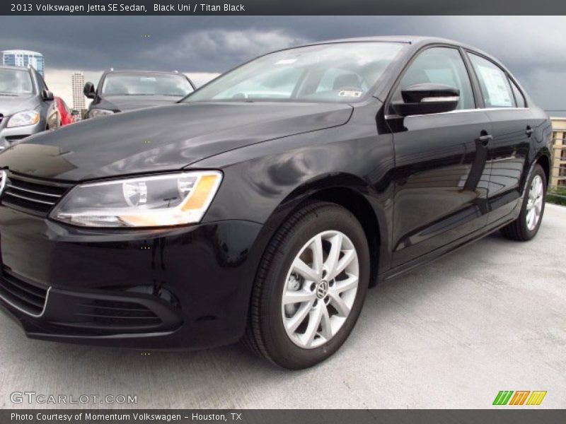 Black Uni / Titan Black 2013 Volkswagen Jetta SE Sedan