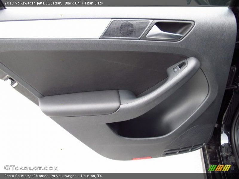 Black Uni / Titan Black 2013 Volkswagen Jetta SE Sedan