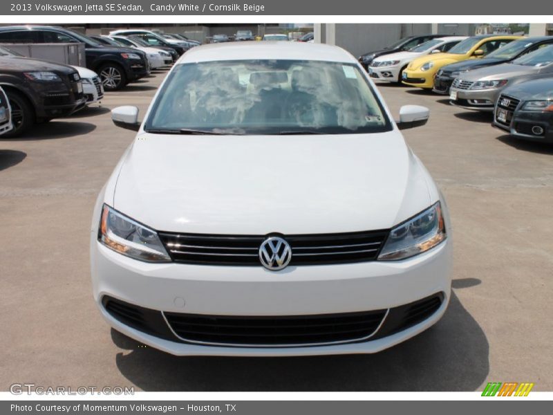 Candy White / Cornsilk Beige 2013 Volkswagen Jetta SE Sedan