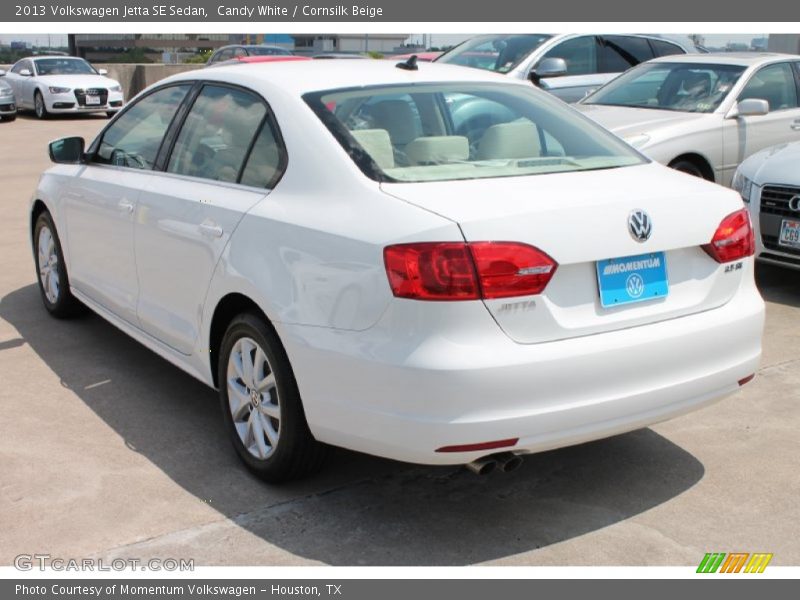 Candy White / Cornsilk Beige 2013 Volkswagen Jetta SE Sedan