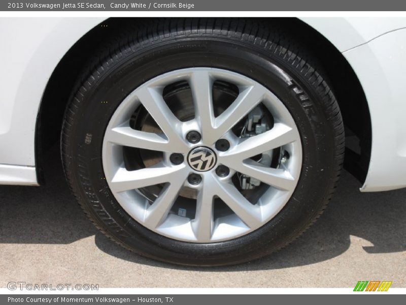 Candy White / Cornsilk Beige 2013 Volkswagen Jetta SE Sedan