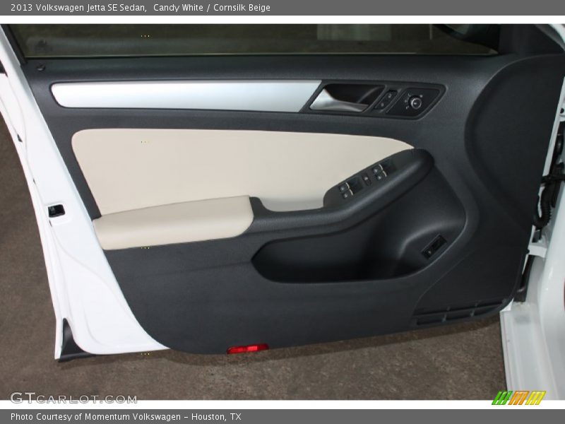 Candy White / Cornsilk Beige 2013 Volkswagen Jetta SE Sedan