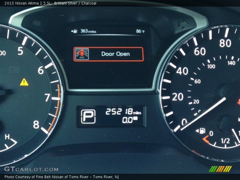 Brilliant Silver / Charcoal 2013 Nissan Altima 2.5 SL