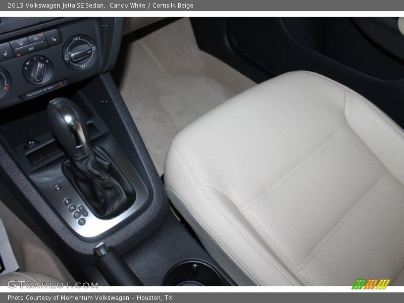 Candy White / Cornsilk Beige 2013 Volkswagen Jetta SE Sedan