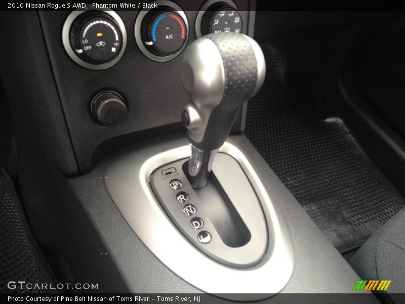 Phantom White / Black 2010 Nissan Rogue S AWD