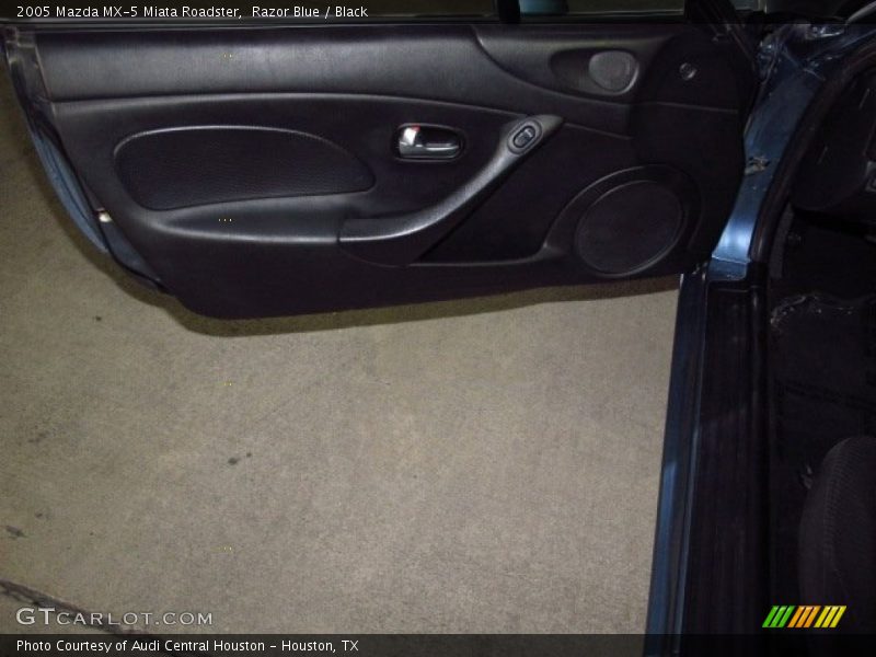 Razor Blue / Black 2005 Mazda MX-5 Miata Roadster