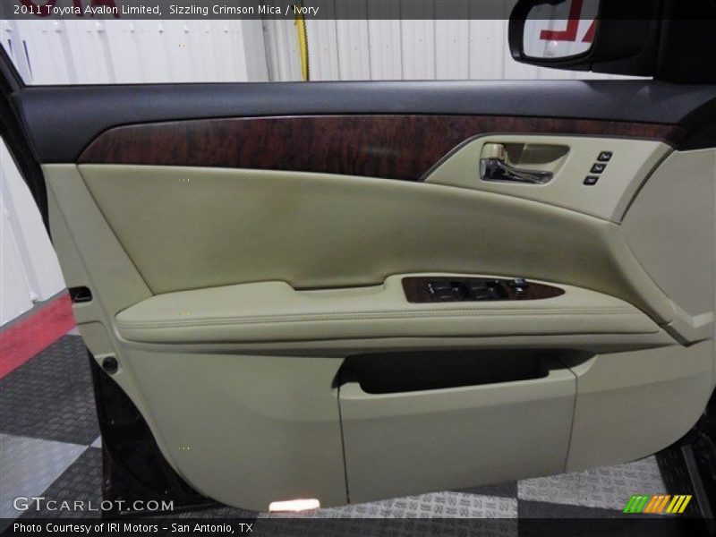 Sizzling Crimson Mica / Ivory 2011 Toyota Avalon Limited