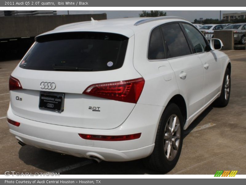 Ibis White / Black 2011 Audi Q5 2.0T quattro