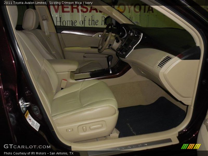 Sizzling Crimson Mica / Ivory 2011 Toyota Avalon Limited
