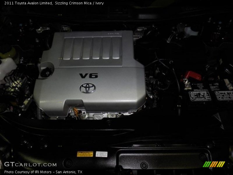 Sizzling Crimson Mica / Ivory 2011 Toyota Avalon Limited