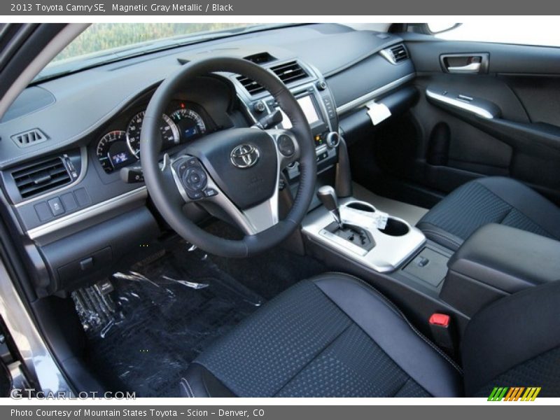 Magnetic Gray Metallic / Black 2013 Toyota Camry SE