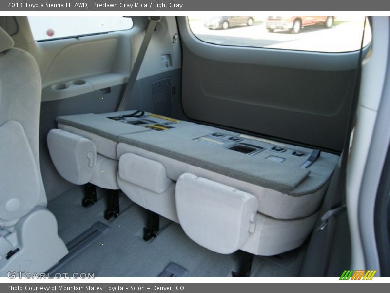 Predawn Gray Mica / Light Gray 2013 Toyota Sienna LE AWD