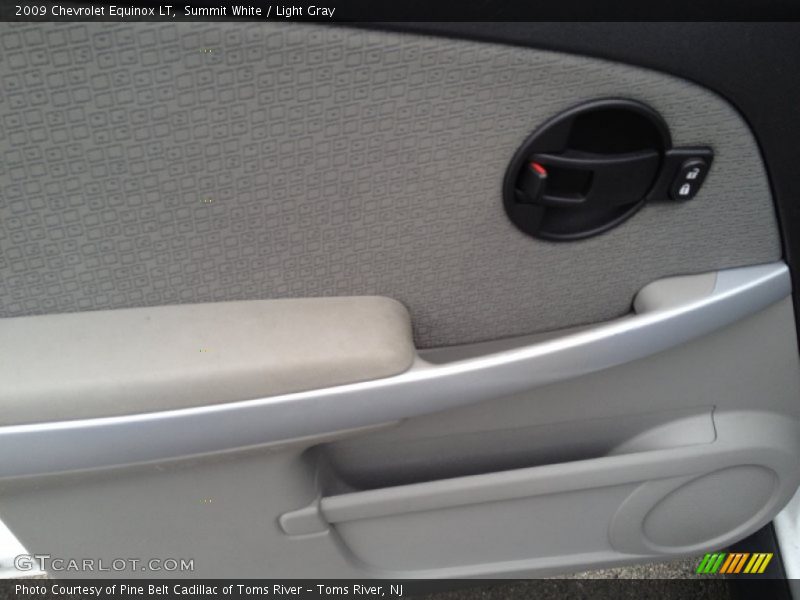Summit White / Light Gray 2009 Chevrolet Equinox LT