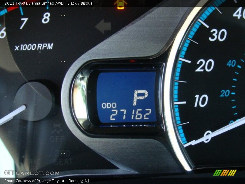 Black / Bisque 2011 Toyota Sienna Limited AWD