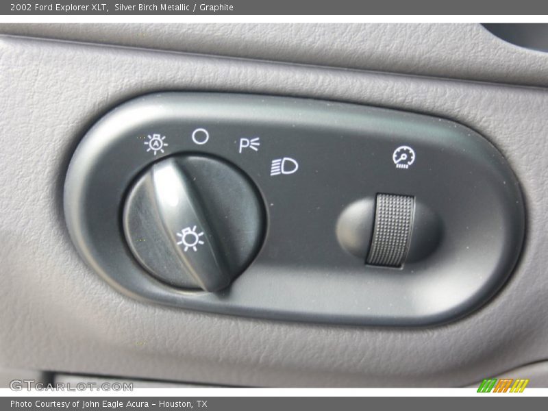 Silver Birch Metallic / Graphite 2002 Ford Explorer XLT
