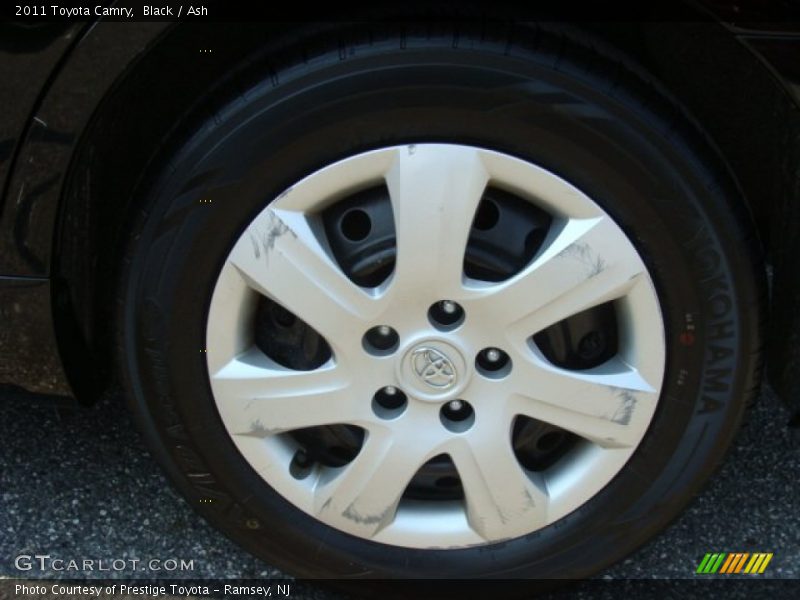 Black / Ash 2011 Toyota Camry