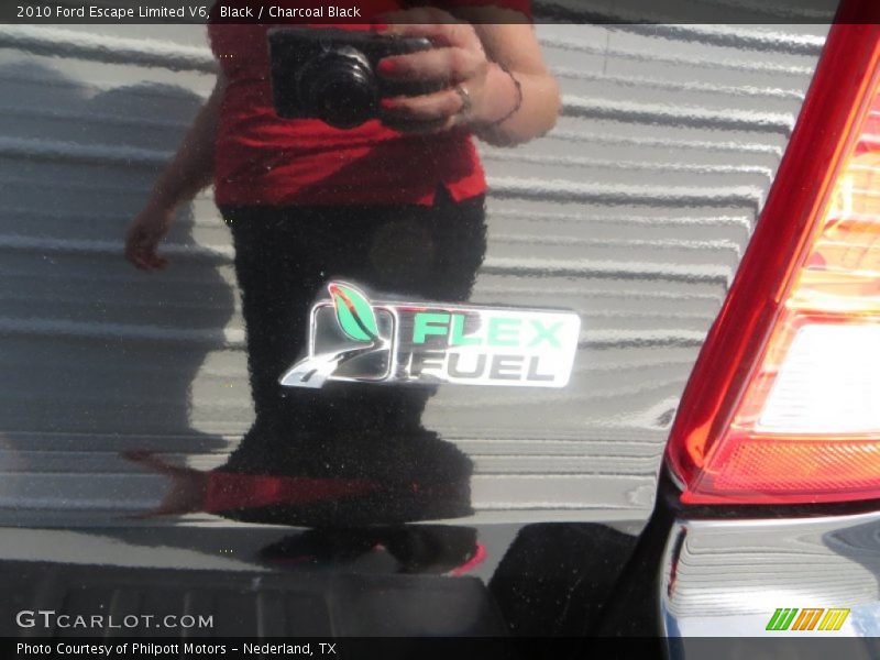 Black / Charcoal Black 2010 Ford Escape Limited V6