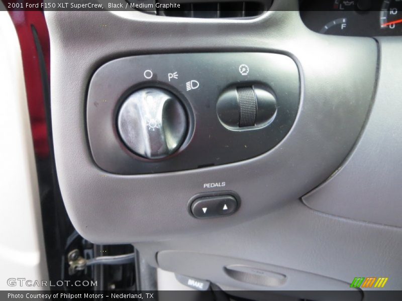 Black / Medium Graphite 2001 Ford F150 XLT SuperCrew