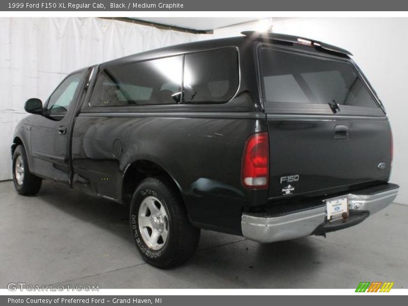 Black / Medium Graphite 1999 Ford F150 XL Regular Cab