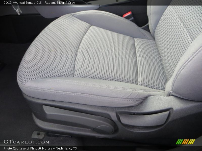 Radiant Silver / Gray 2012 Hyundai Sonata GLS