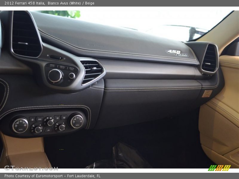 Dashboard of 2012 458 Italia