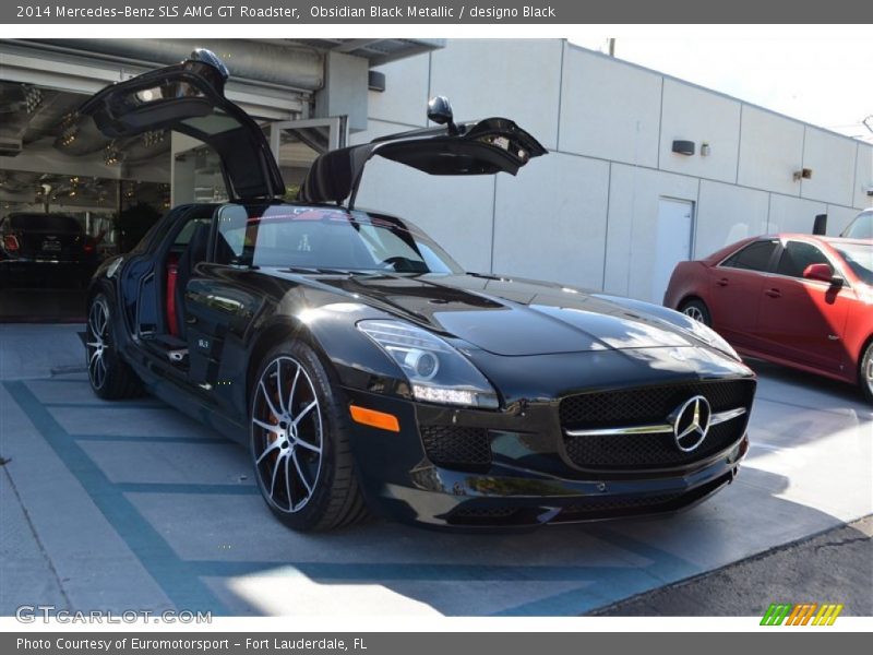 Front 3/4 View of 2014 SLS AMG GT Roadster