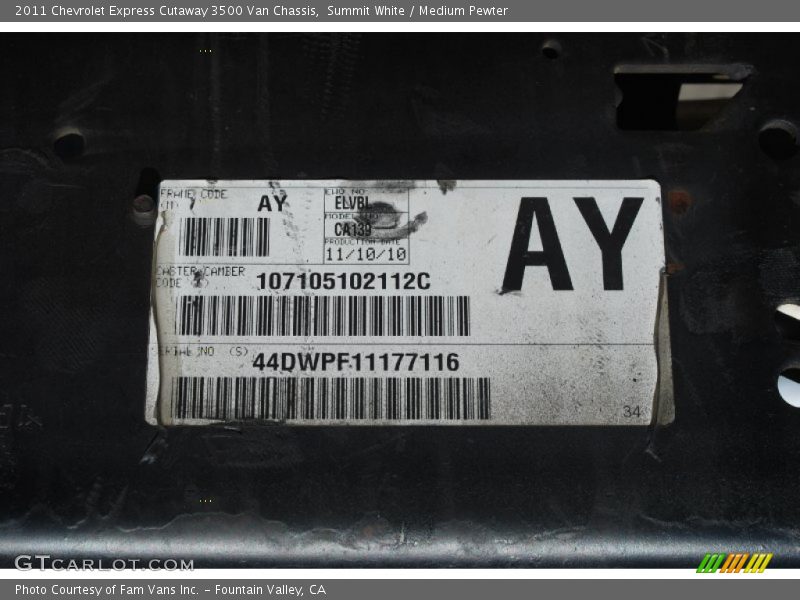 Summit White / Medium Pewter 2011 Chevrolet Express Cutaway 3500 Van Chassis