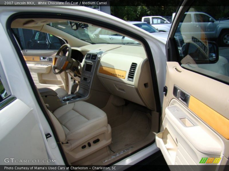 White Chocolate Tri Coat / Medium Camel 2007 Lincoln MKX