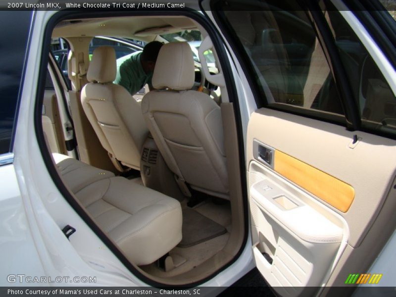 White Chocolate Tri Coat / Medium Camel 2007 Lincoln MKX