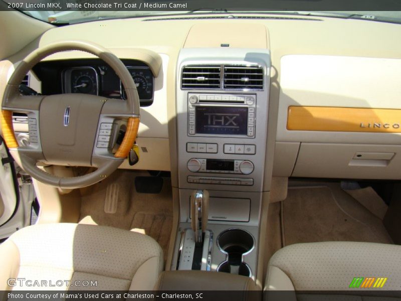 White Chocolate Tri Coat / Medium Camel 2007 Lincoln MKX