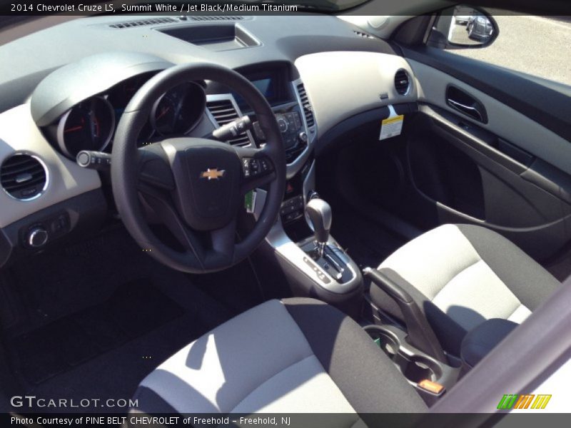 Summit White / Jet Black/Medium Titanium 2014 Chevrolet Cruze LS
