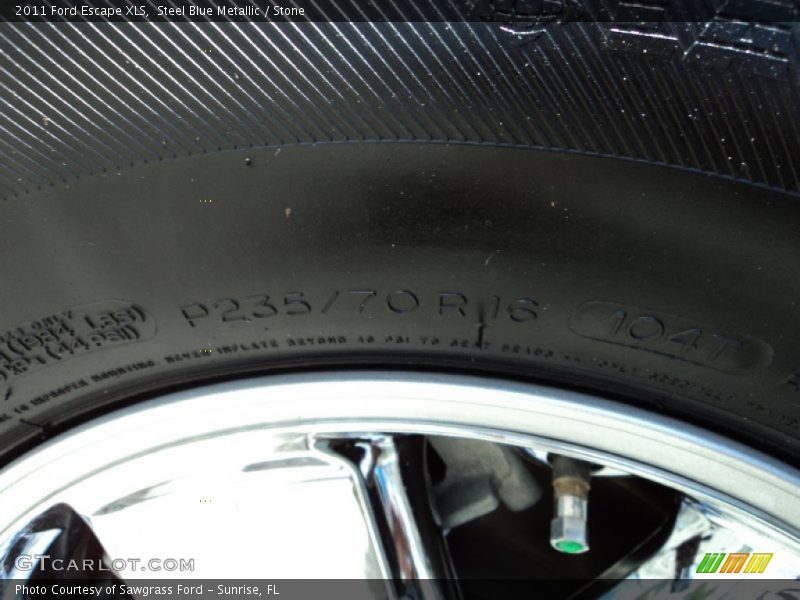 Steel Blue Metallic / Stone 2011 Ford Escape XLS