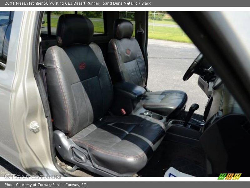 Sand Dune Metallic / Black 2001 Nissan Frontier SC V6 King Cab Desert Runner