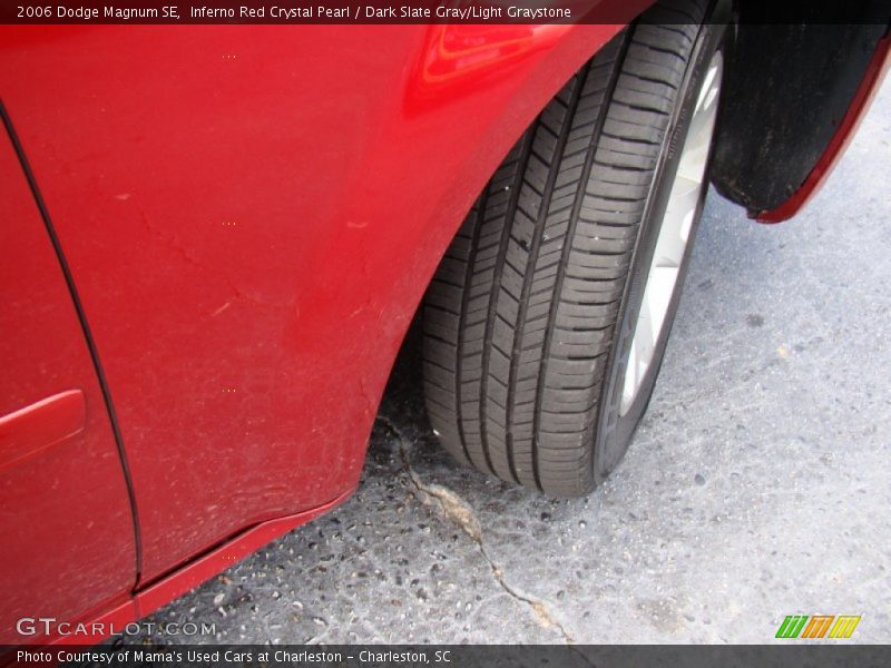 Inferno Red Crystal Pearl / Dark Slate Gray/Light Graystone 2006 Dodge Magnum SE