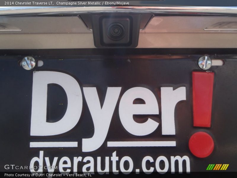 Champagne Silver Metallic / Ebony/Mojave 2014 Chevrolet Traverse LT