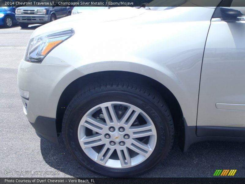 Champagne Silver Metallic / Ebony/Mojave 2014 Chevrolet Traverse LT
