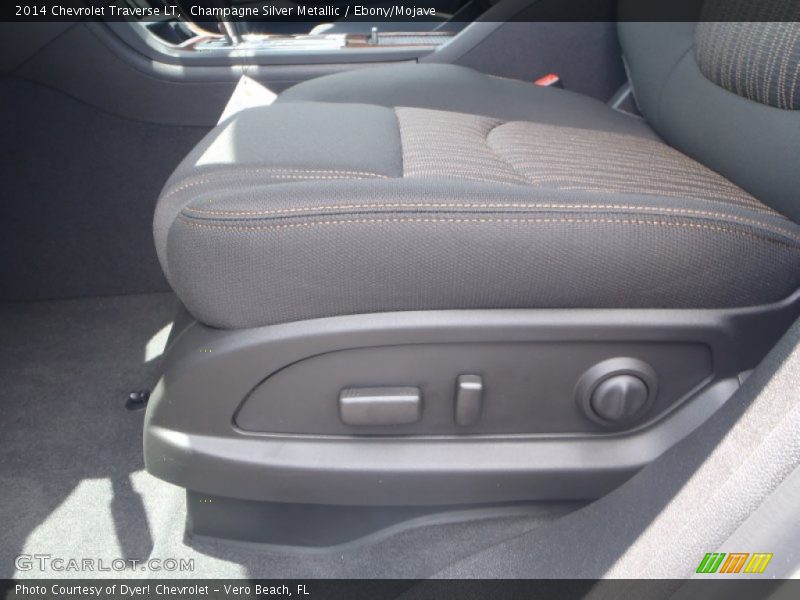 Champagne Silver Metallic / Ebony/Mojave 2014 Chevrolet Traverse LT